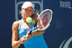 2010 Bank of the West Classic Yanina Wickmayer backhand contact