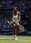 2010 Wimbledon Serena Williams backhand close