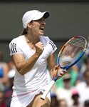 SM 2010 Wimbledon Justine Henin wins point