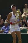 SM 2010 Wimbledon Maria Kirilenko hit