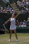 SM 2010 Wimbledon Maria Kirilenko serves