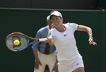 FM_2010 Wimbledon Justine Henin forehand