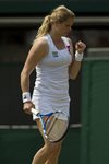 Sm 2010 Wimbledon Kim Clijsters wins match