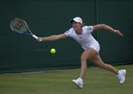 2010 Wimbledon Justine Henin reach