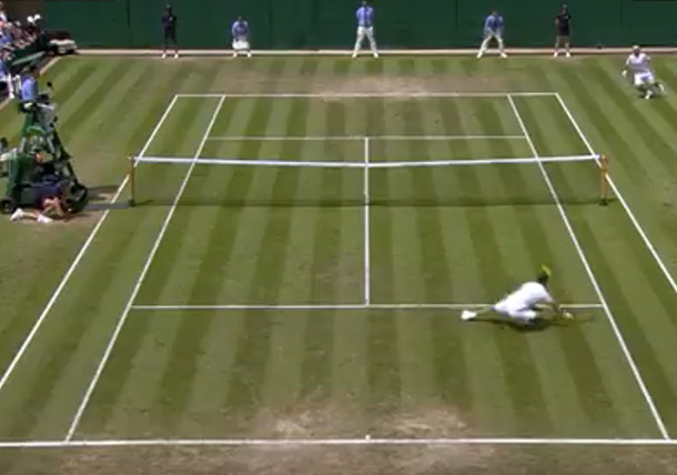 Watch: Dimitrov Dives Into Third Round In Style 