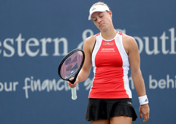 Barty Rises, Kerber Falls in US Open First Round 
