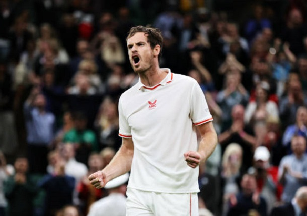 Roaring Reunion: Murray Wins Wild Wimbledon Return 