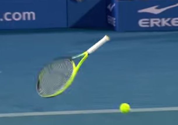 Video: Lopez serves out victory over Almagro with stylish trick shot 