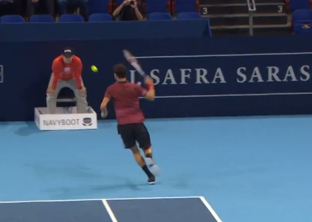 Video: Another Resplendent “Hot Dog” from Dimitrov 
