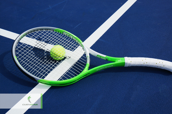 Curvstar Racquet Introduces Ergonomics to Tennis 