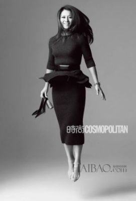 Li Na Shows Elegant Side in Magazine Fashion Shoot 
