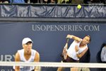 2010 San Diego Open Lindsay Davenport serve