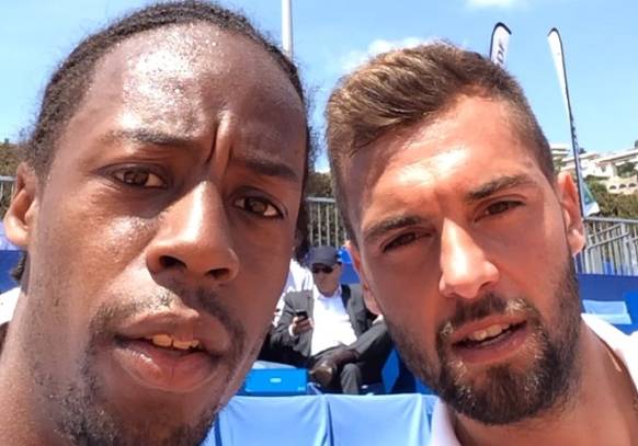 Video: Monfils Posts on Instagram During Doubles Match in Nice 