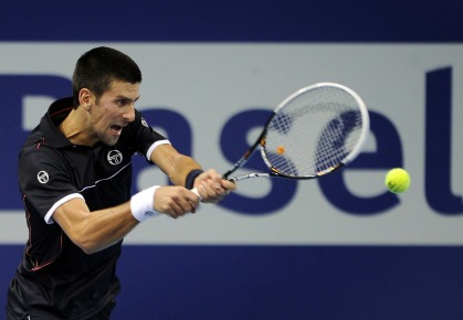Novak Djokovic reaches the semifinals in Beijing