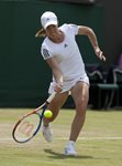 FM_2010 Wimbledon Justine Henin low forehand