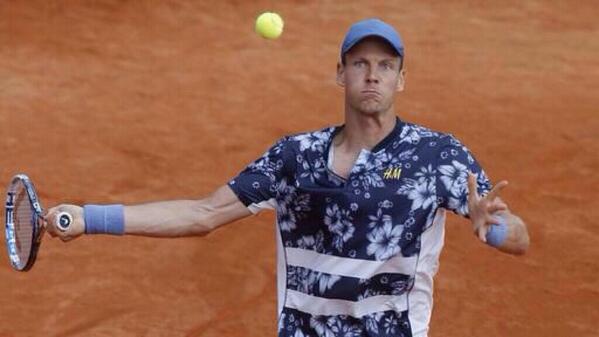 Hawaii Five-Oh-No: Berdych Hangs Loose in Hawaiian Kit at Roland Garros 