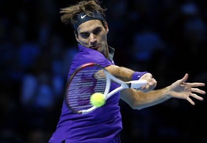 Roger Federer plays his opening match at the 2012 ATP World Tour Finals in London