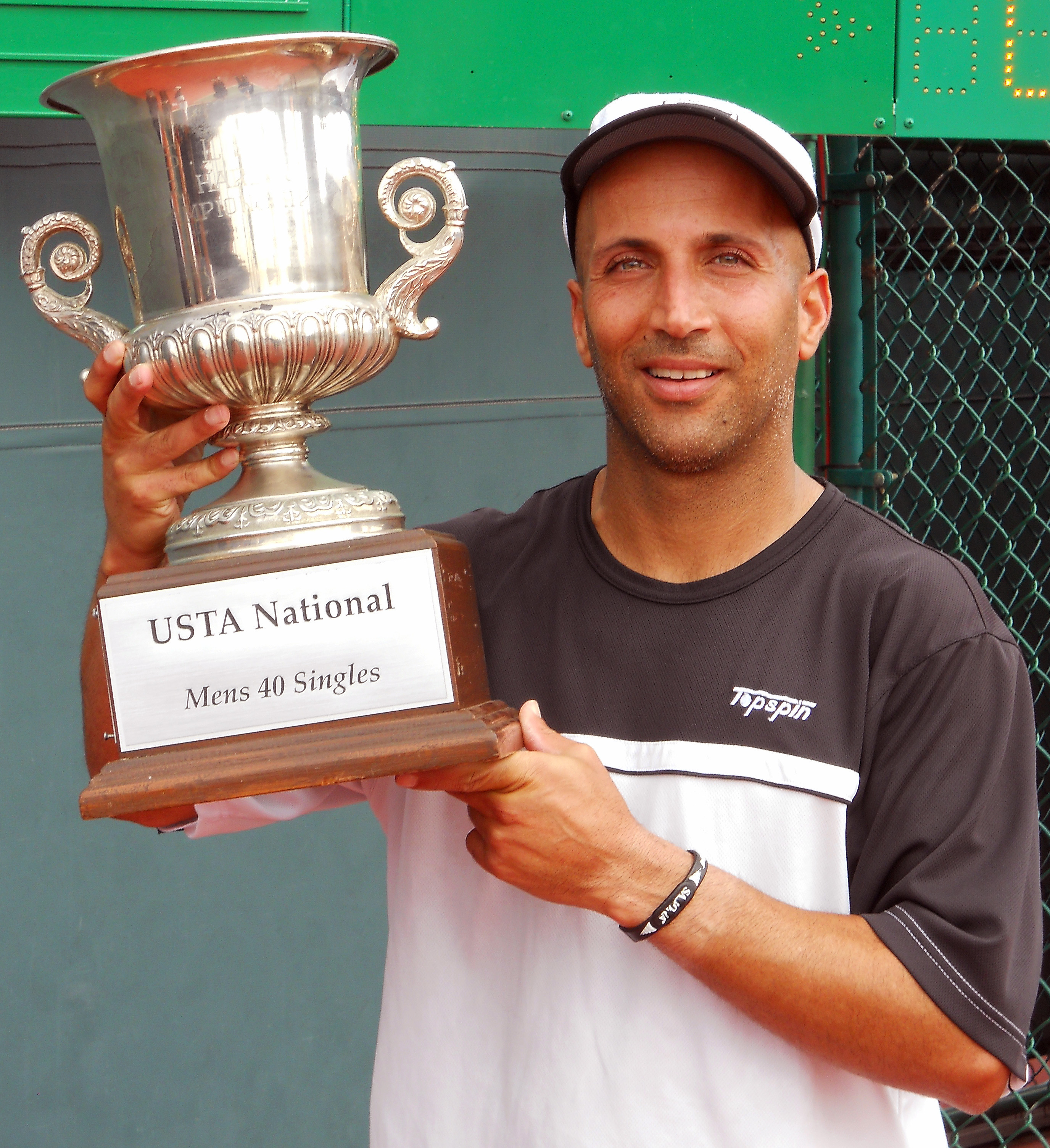 Oren Motevassel wins 2012 USTA National 40 Hard Courts