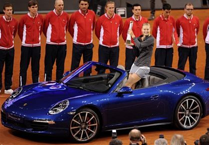 Sharapova in Porsche, 2013