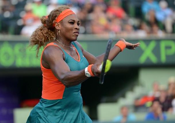 Serena Williams Crushes a ball