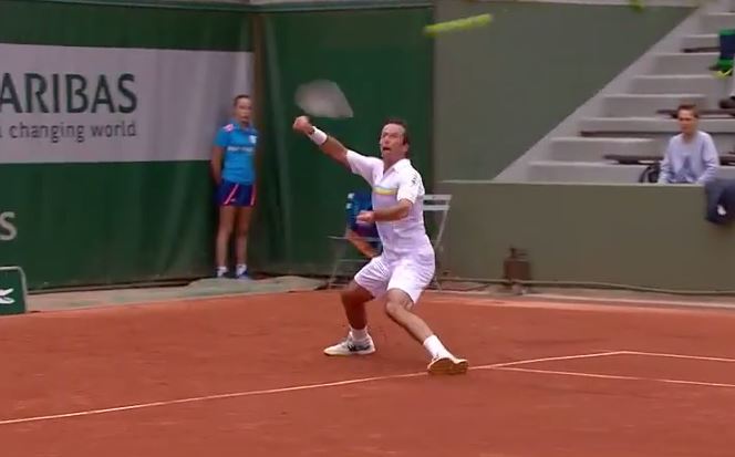 Video: Best Shots at Roland Garros, Day 4 