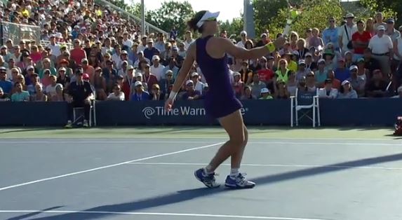Video: Stosur Takes Framing to a New Level on Bizarre Play 