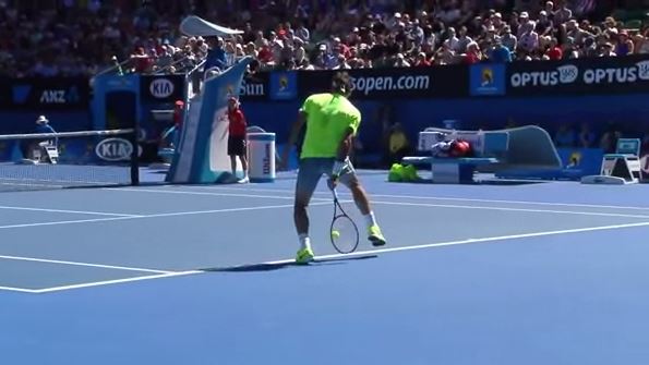 Video: Federer’s Cheeky Tweener, Shank 
