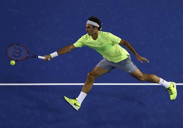 Videos: Two Amazing Shots from Roger Federer’s First-Round Victory in Australia 