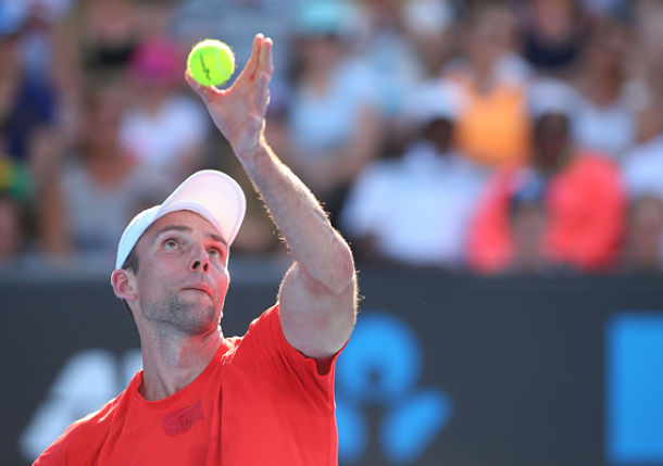 Video: Ivo Karlovic Whiffs on Overhead, Wins Point Anyway 