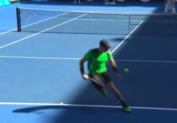 Video: Murray’s ‘Tweener vs. Joao Sousa 