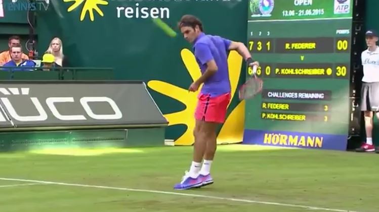 Federer’s Behind-the-Back Beauty vs. Kohlschreiber in Halle 