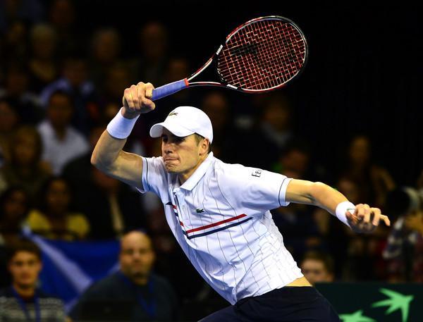 Isner Aims to Hold Off Johnson For U.S. Top Spot 