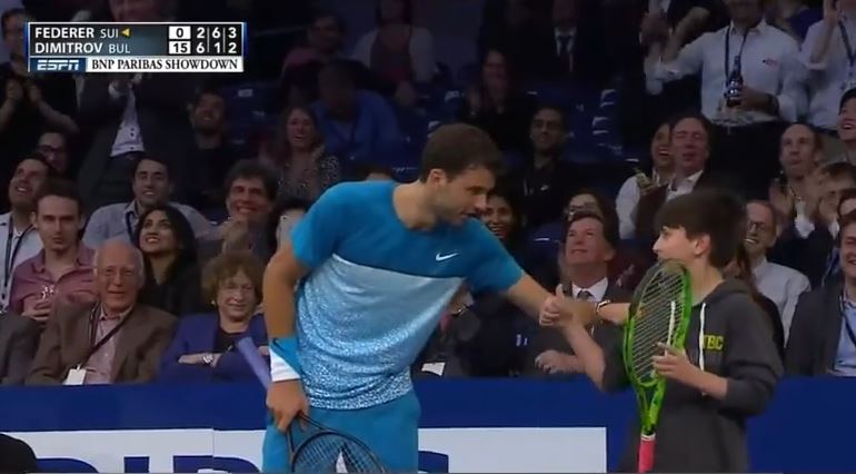 Video: Kid Schools Federer with Topspin Lob 