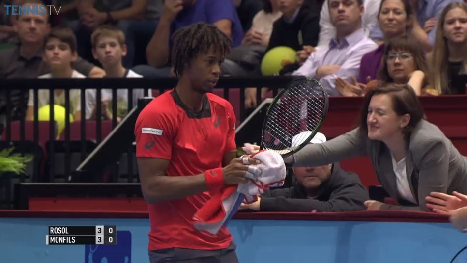 Monfils Is Not Doing the Boodles Thing in Vienna  
