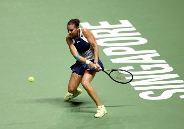 Surging Pennetta Puts Radwanska on the Brink of Elimination in Singapore  
