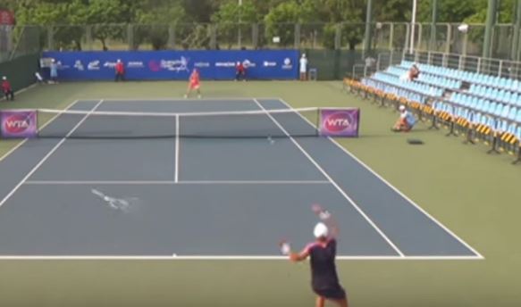 Video: Niculescu Wins a Point, Awkwardly, in Guangzhou 