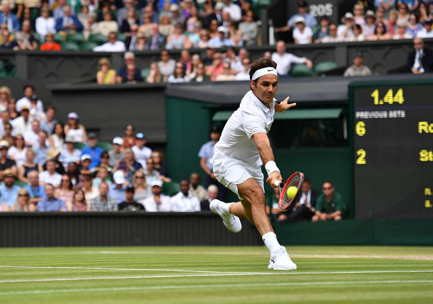 Wimbledon Fall Did Not Impact Federer’s Knee Says Coach