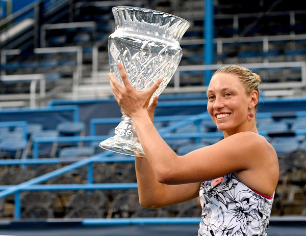 Wickmayer Sweeps Singles and Doubles Titles in D.C. 