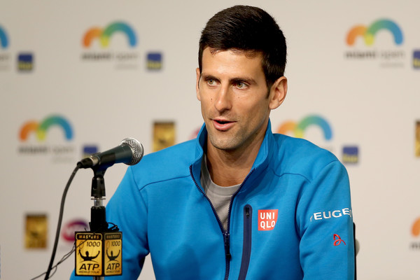 Djokovic Meets Evert and King to Discuss Equal Pay 
