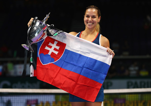 Cibulkova Upsets Kerber, Wins WTA Finals Title 