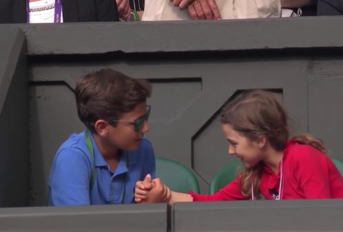 Federer’s Daughter Does Adorable Things During Dad’s First-Round Match at Wimbledon 