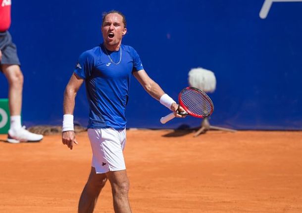 Dolgopolov Defeats Nishikori in Buenos Aires for First Title Since '12 