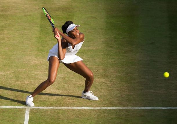 Venus Williams Marches into Wimbledon Quarterfinal 