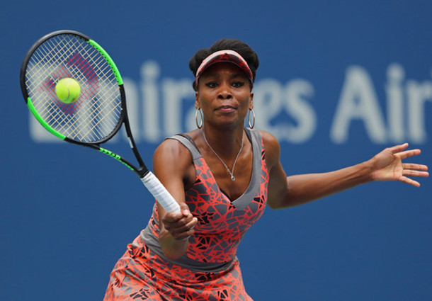Venus Marches Into US Open Quarterfinals 