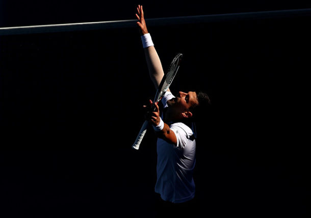 Djokovic Notches a Convincing Win in Aussie Open Return 
