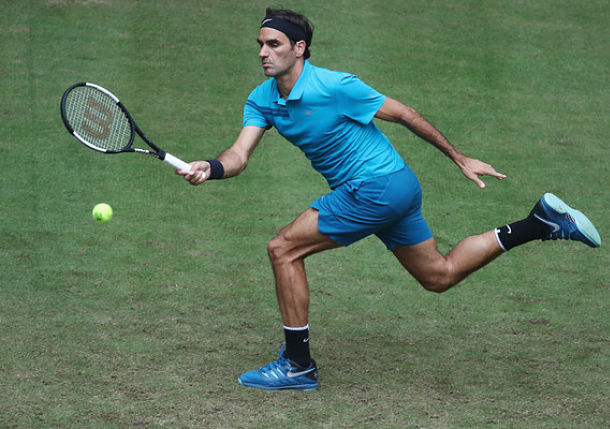 Federer Saves 2 MPs and Edges Paire in Halle 