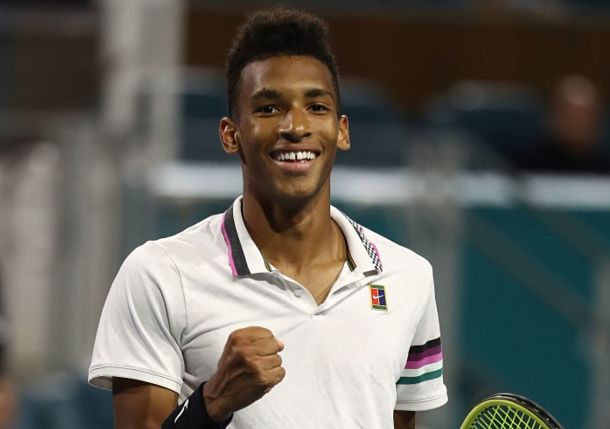 Auger-Aliassime Saves MP, Squeezes Into Stuttgart Semifinals 