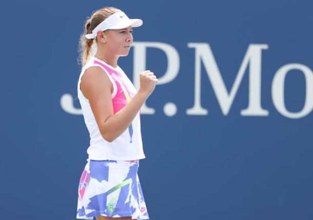 A Win and a Flood of Memories for Anisimova  