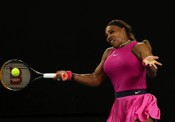 Serena Pulls out Aussie Open Tune Up; Muguruza Sweeps Kenin  