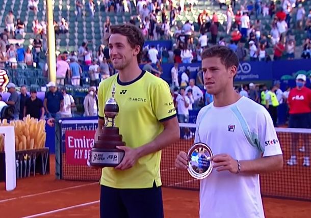 Ruud Rides on in Buenos Aires, Defeating Schwartzman for Seventh Career Title 